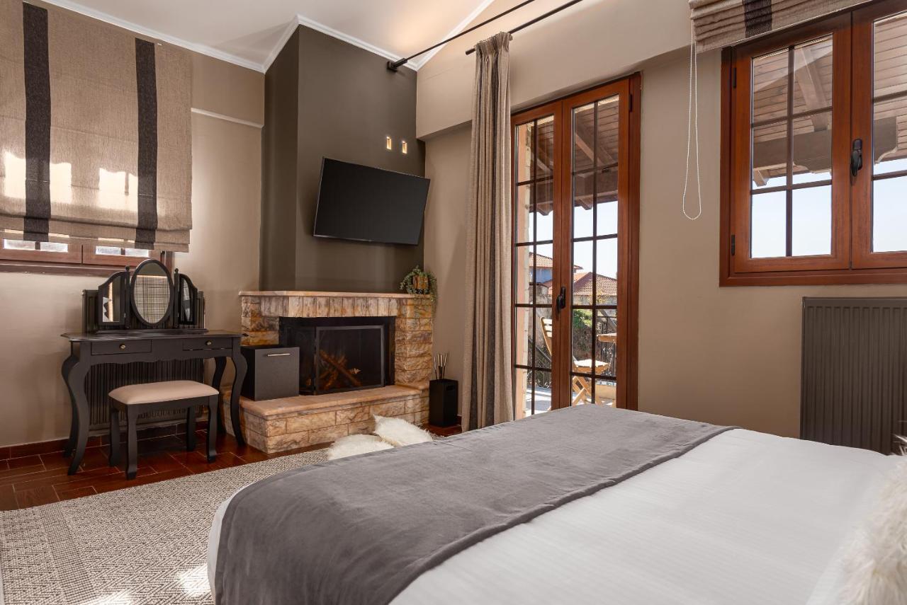 Gm Luxury Suites Kalavryta Exterior foto