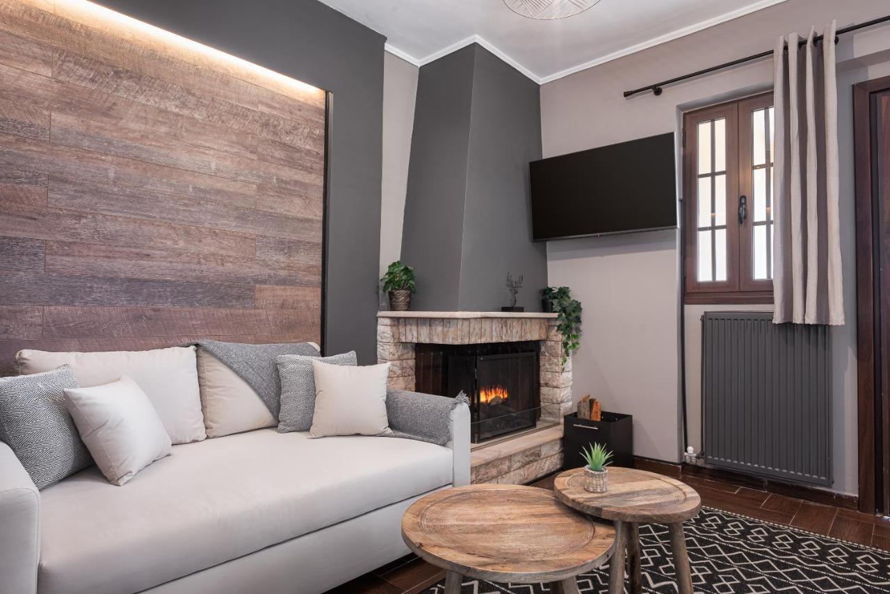 Gm Luxury Suites Kalavryta Exterior foto