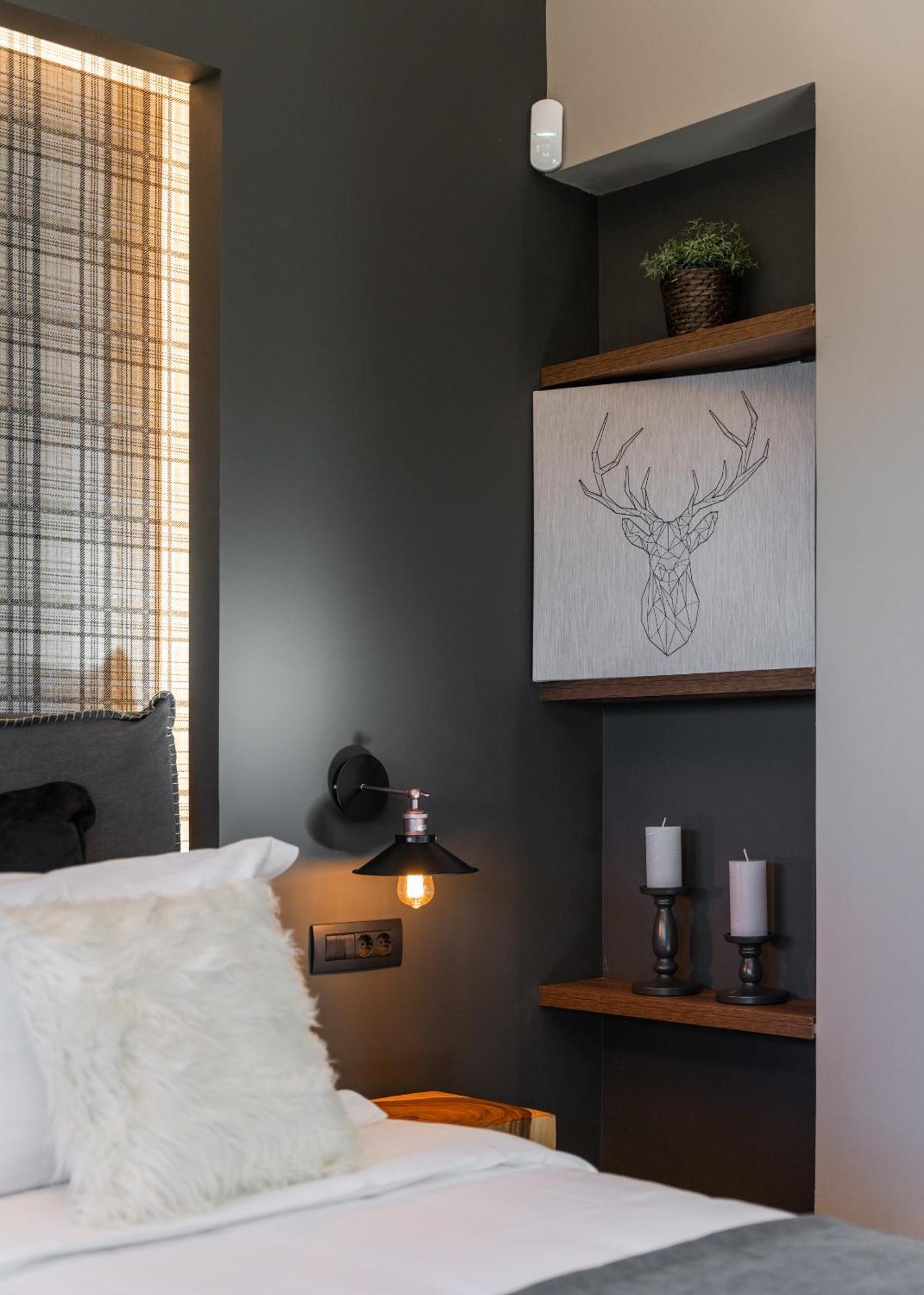 Gm Luxury Suites Kalavryta Zimmer foto
