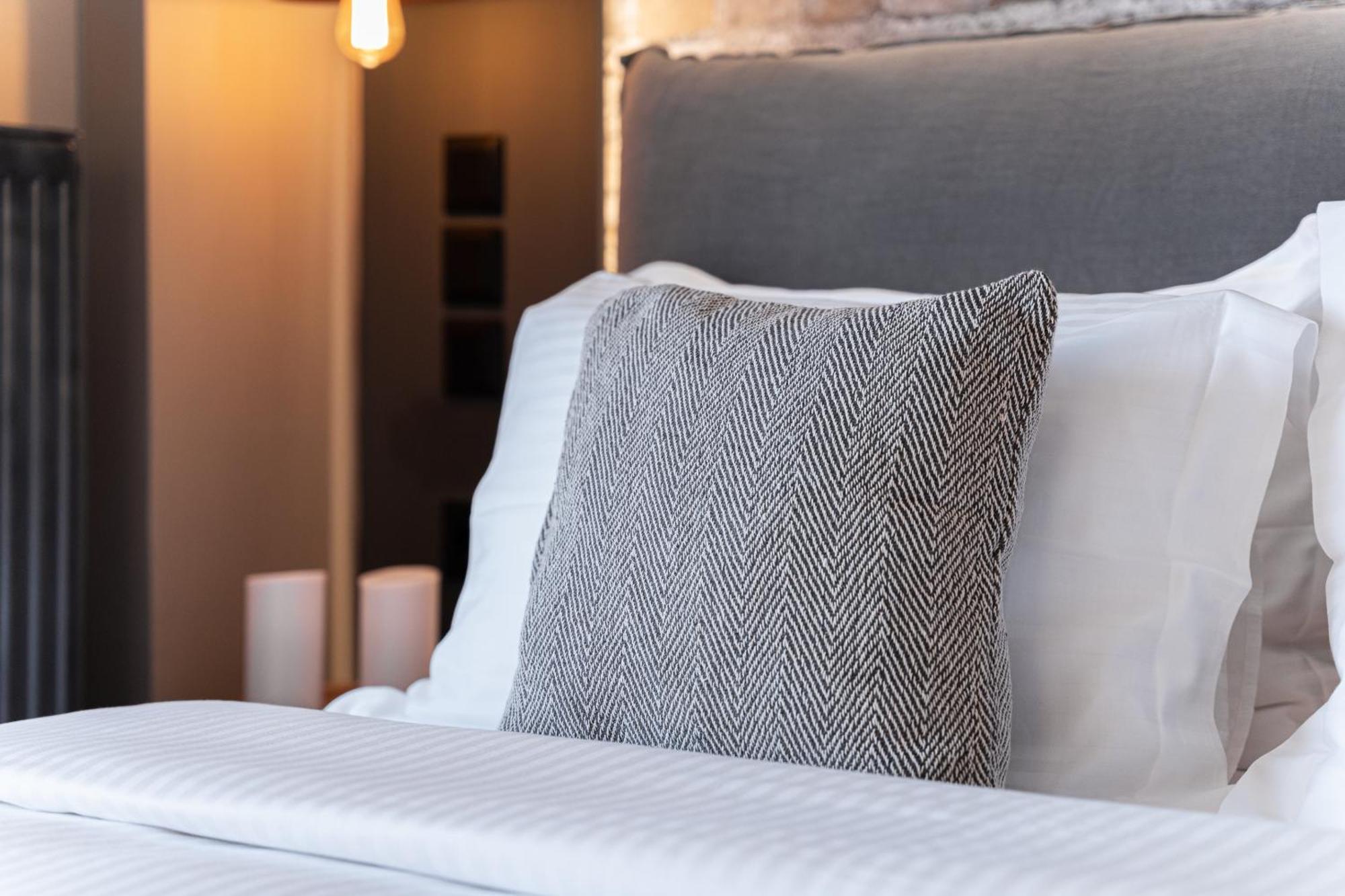 Gm Luxury Suites Kalavryta Zimmer foto