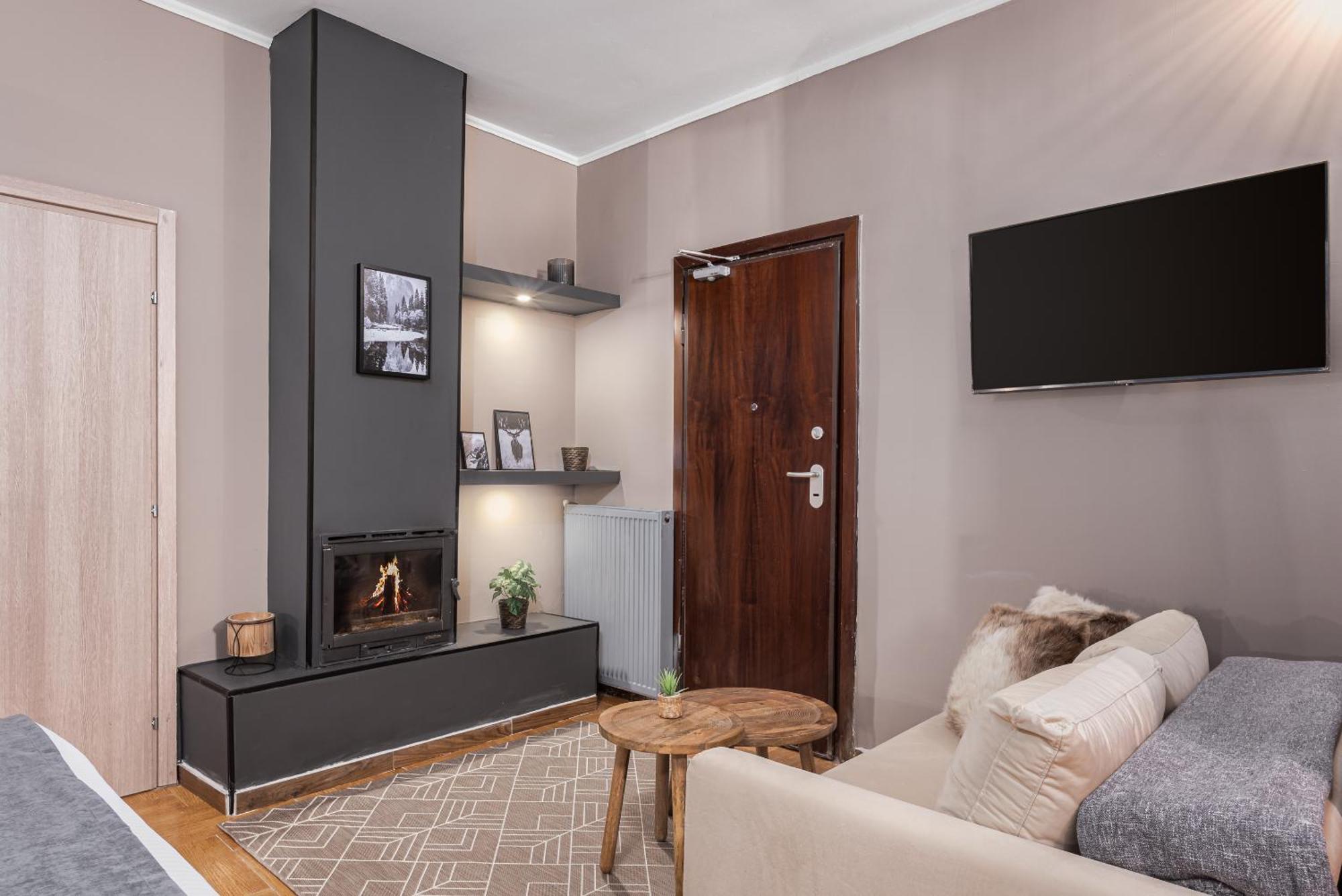 Gm Luxury Suites Kalavryta Zimmer foto