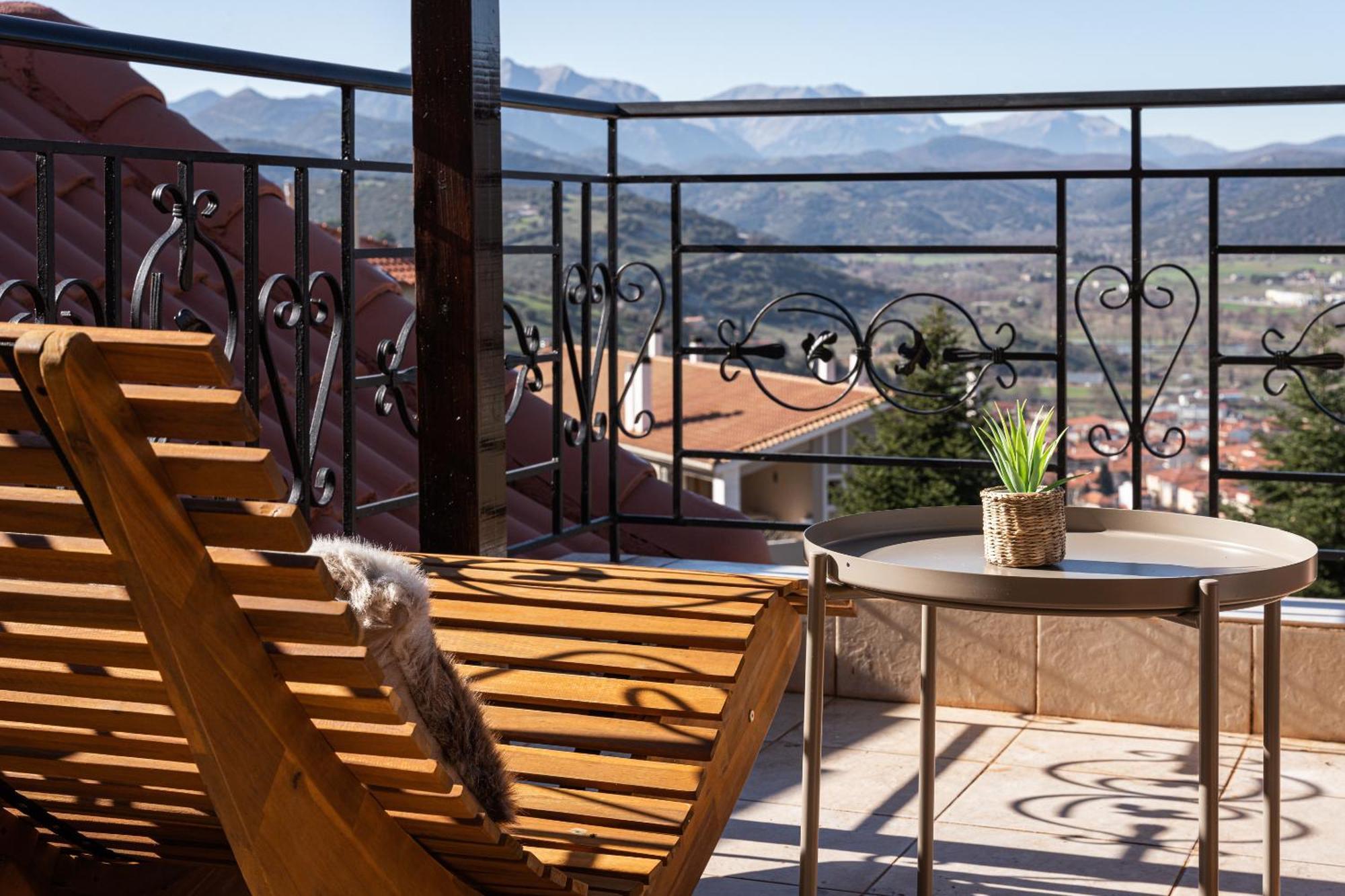 Gm Luxury Suites Kalavryta Zimmer foto